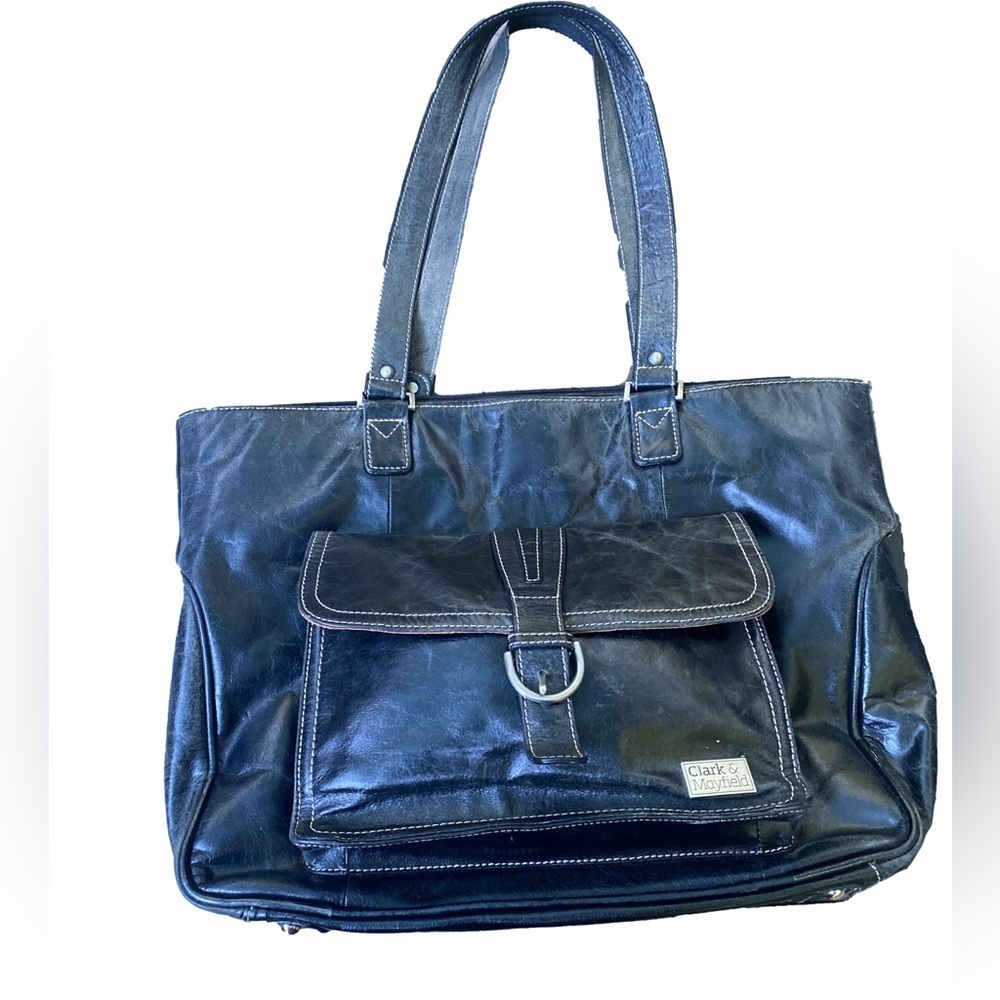 Clark & Mayfield Leather Laptop Satchel Bag Padded laptop sleeve inside